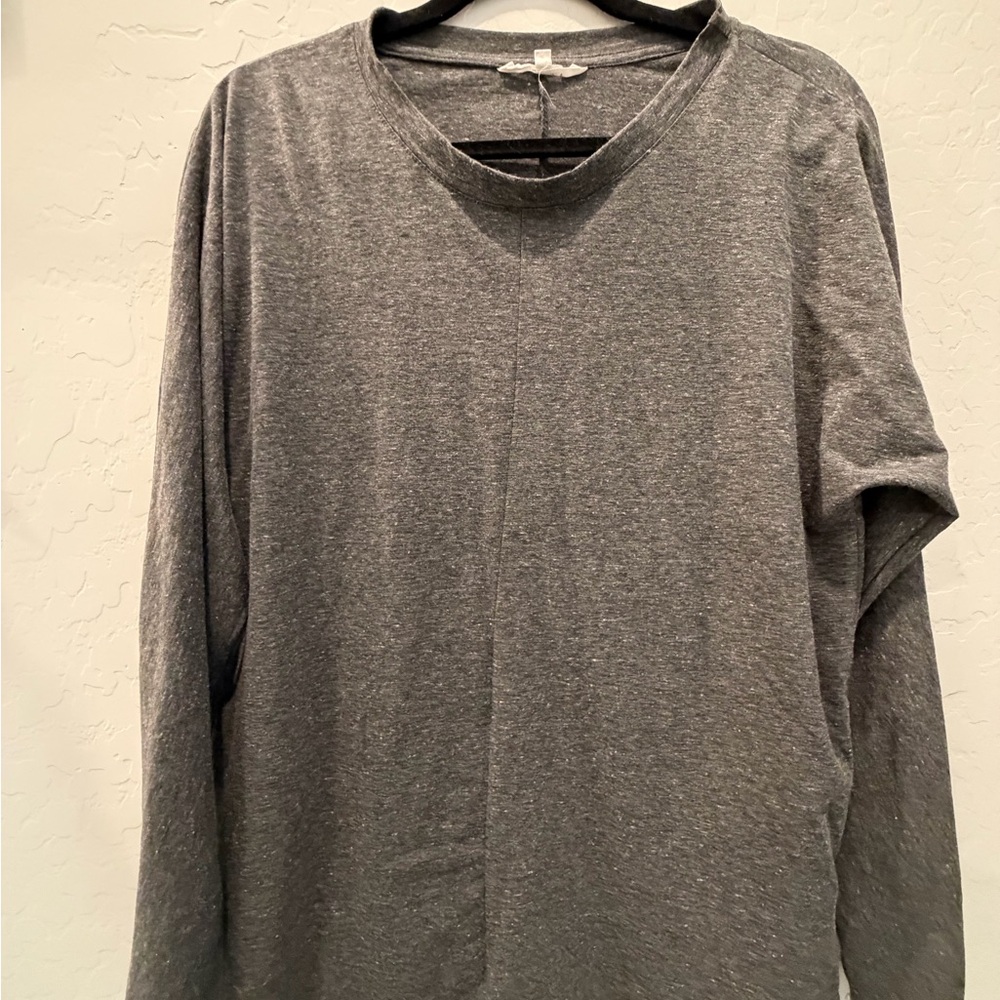 Source Unknown Heather Gray Long Sleeve Top